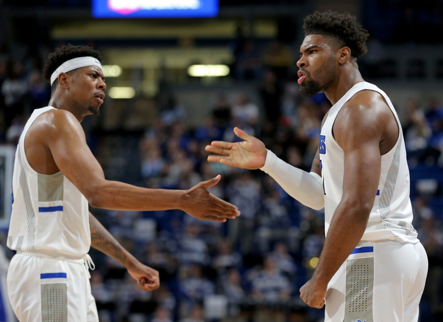 Billikens 89, Eagles 67